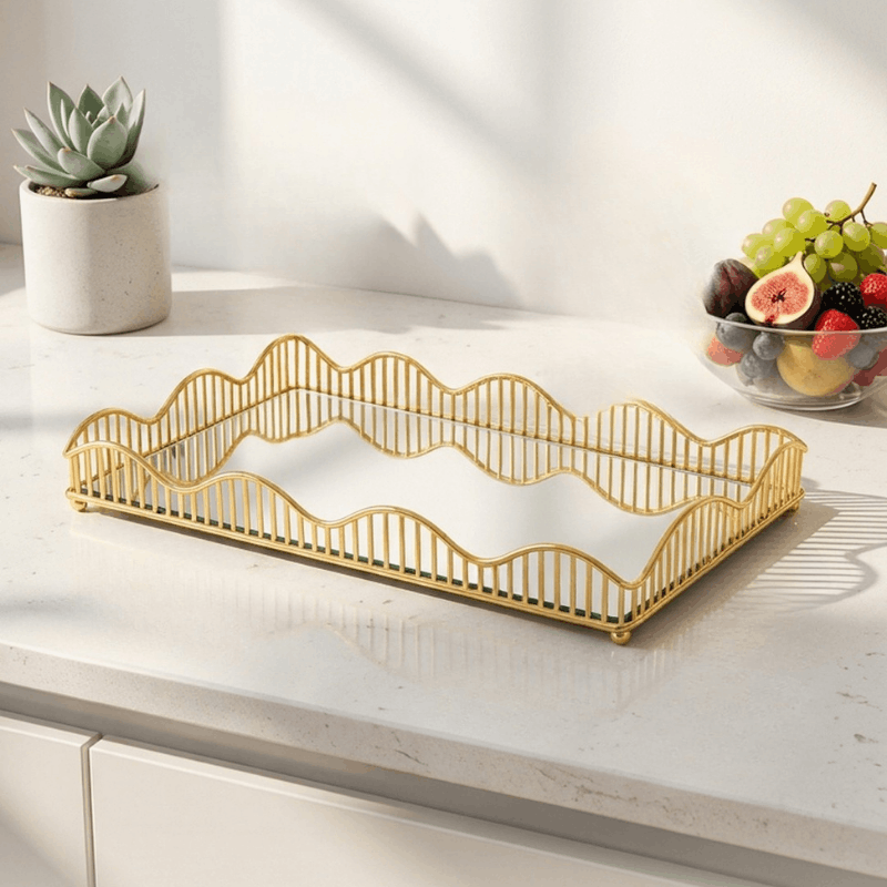 Gold Platted Serving Tray Round Design