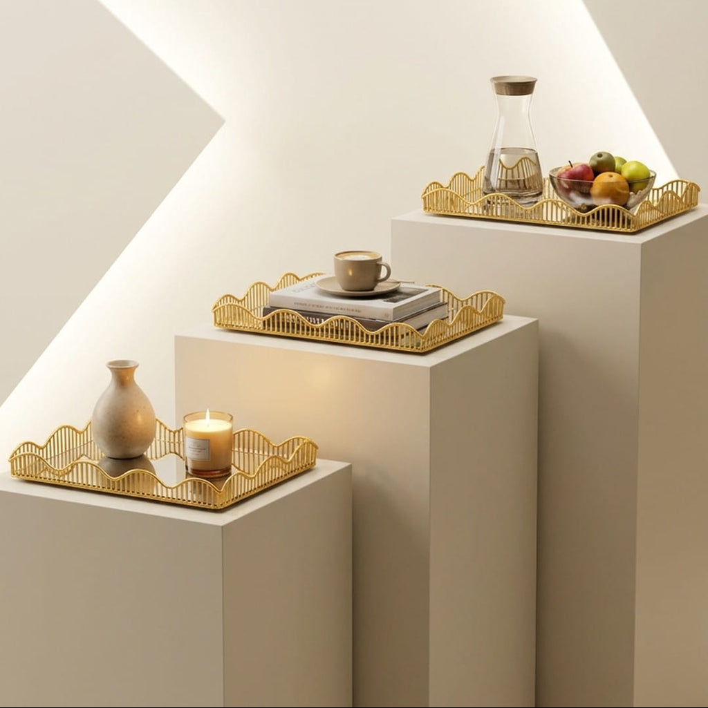 Gold Platted Serving Tray Round Design
